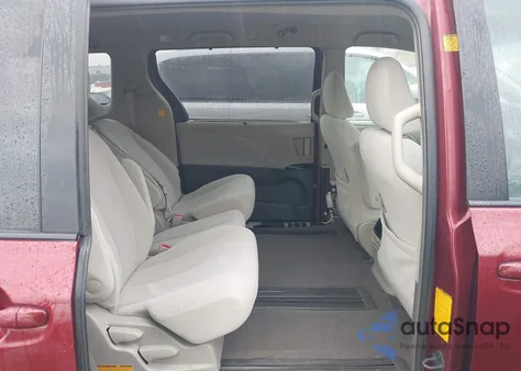 2012 Toyota Sienna Le V6 8 Passenger из США, поврежденный, VIN 5TDKK3DC9CS266885